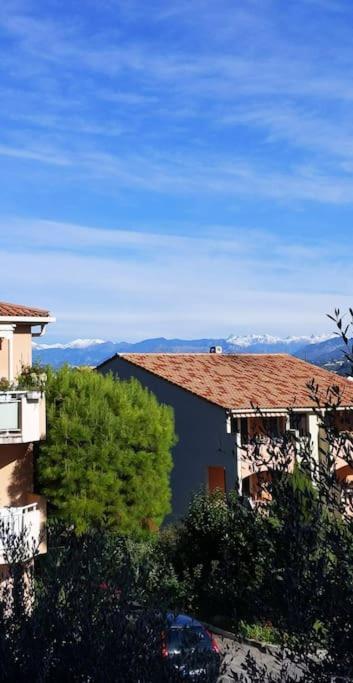 Studio Cosy Avec Terrasse Et Garage Saint-Laurent Du Var Limitrophe Nice 외부 사진